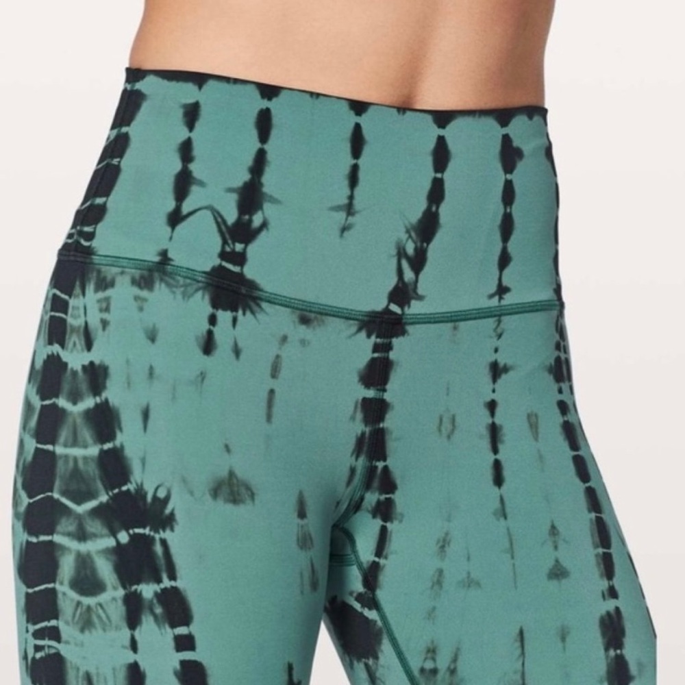 Lululemon Wunder Under leggings